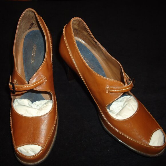 Aerosoles- Tan Pumps-Leather Uppers- 3" Heel-Size 7B New - Picture 4 of 9